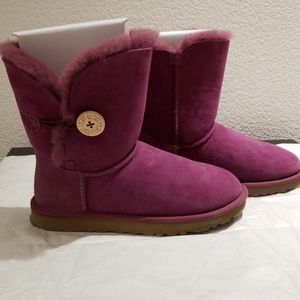 Ugg baily button boots